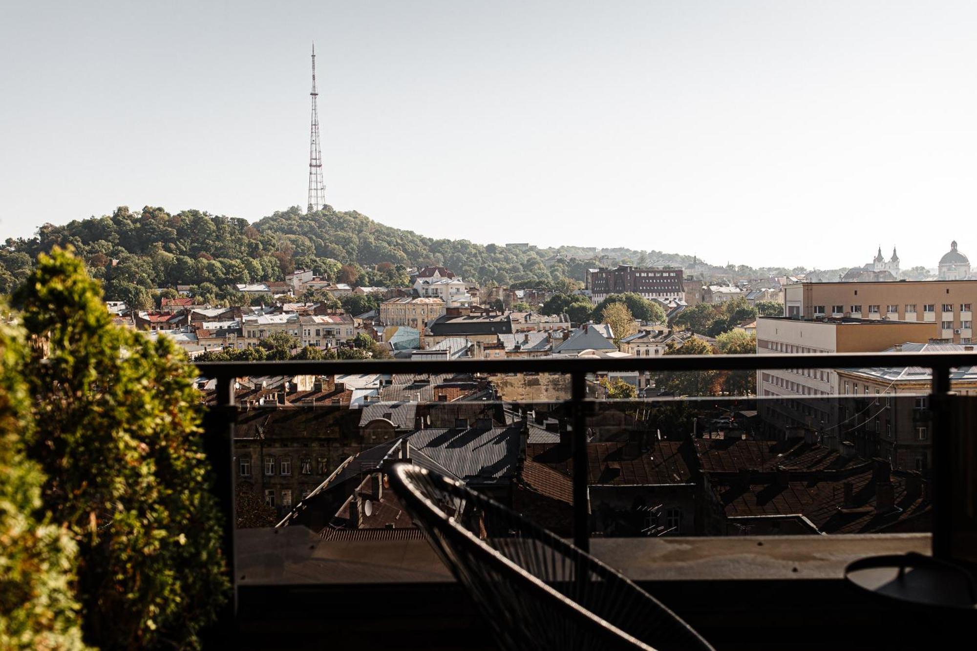 Amsterdam Lviv Apartments ภายนอก รูปภาพ