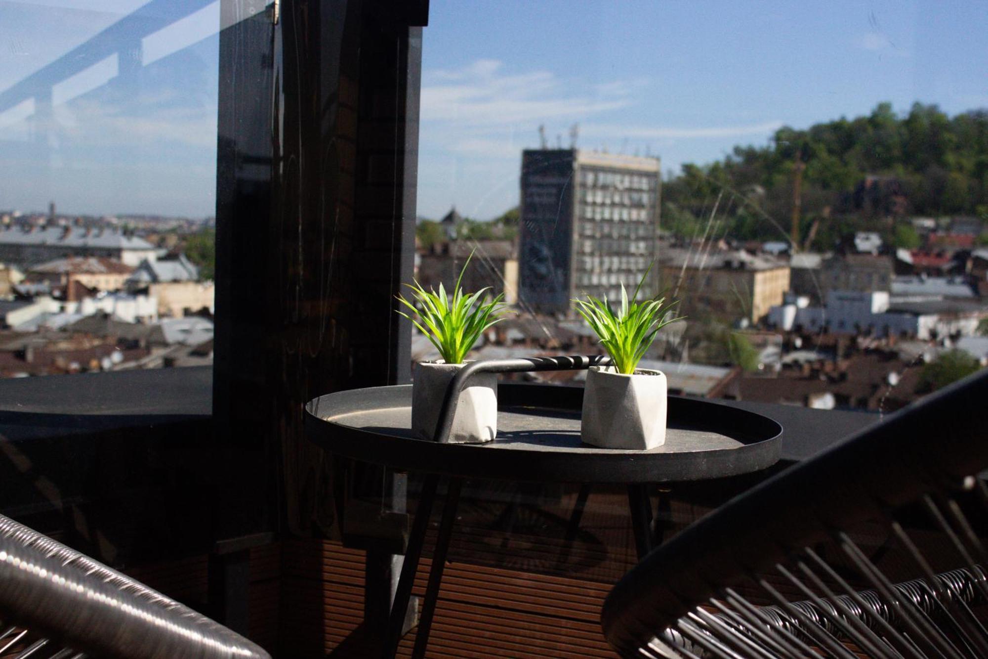Amsterdam Lviv Apartments ภายนอก รูปภาพ