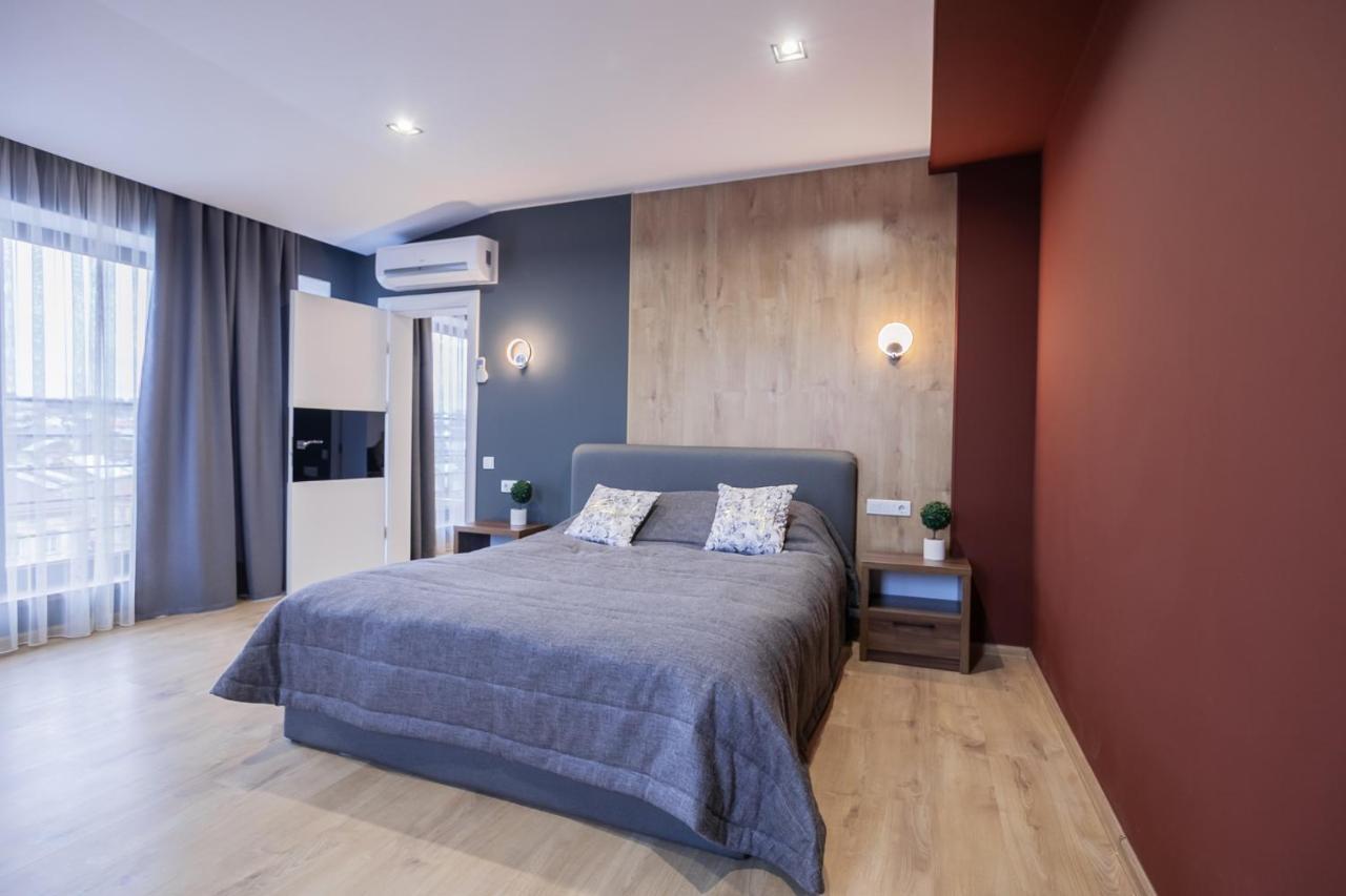 Amsterdam Lviv Apartments ภายนอก รูปภาพ