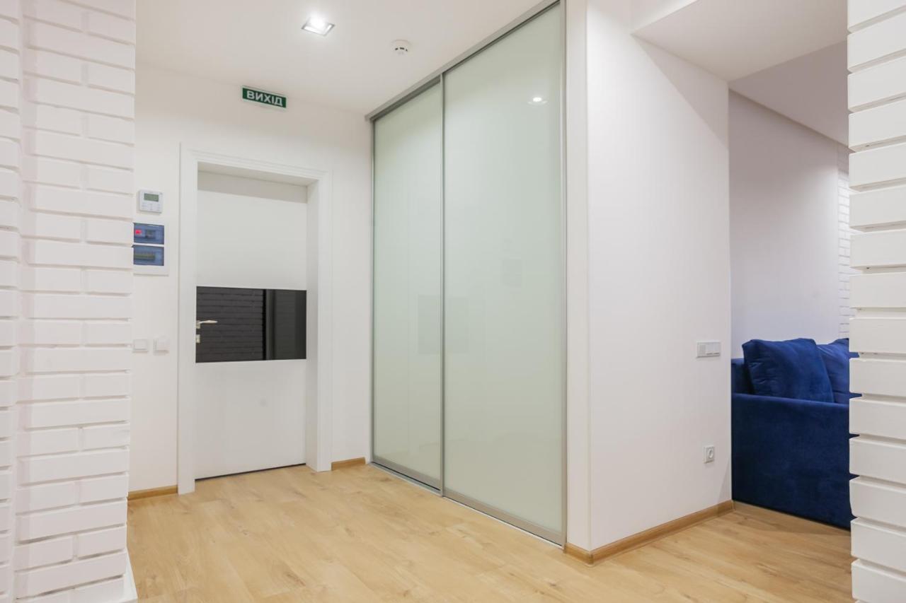 Amsterdam Lviv Apartments ภายนอก รูปภาพ